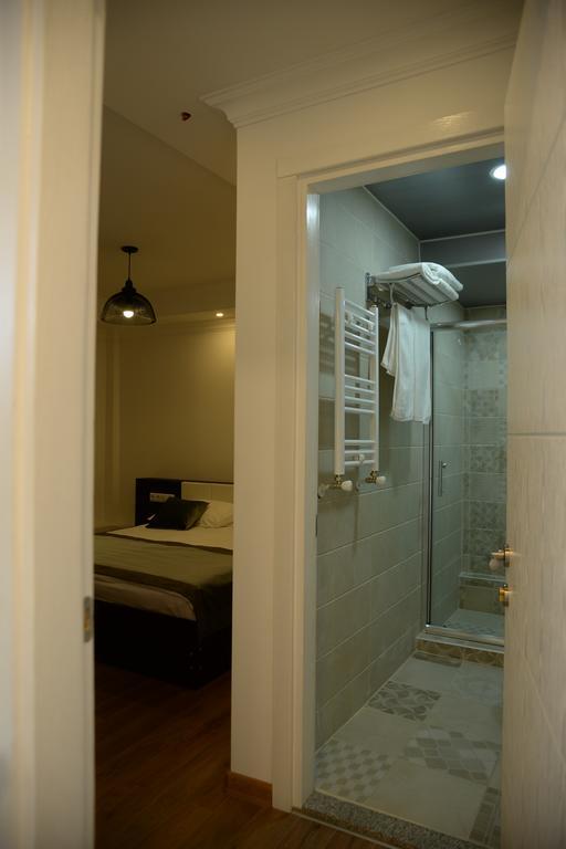 Guest House Gantiadi Batumi Zewnętrze zdjęcie